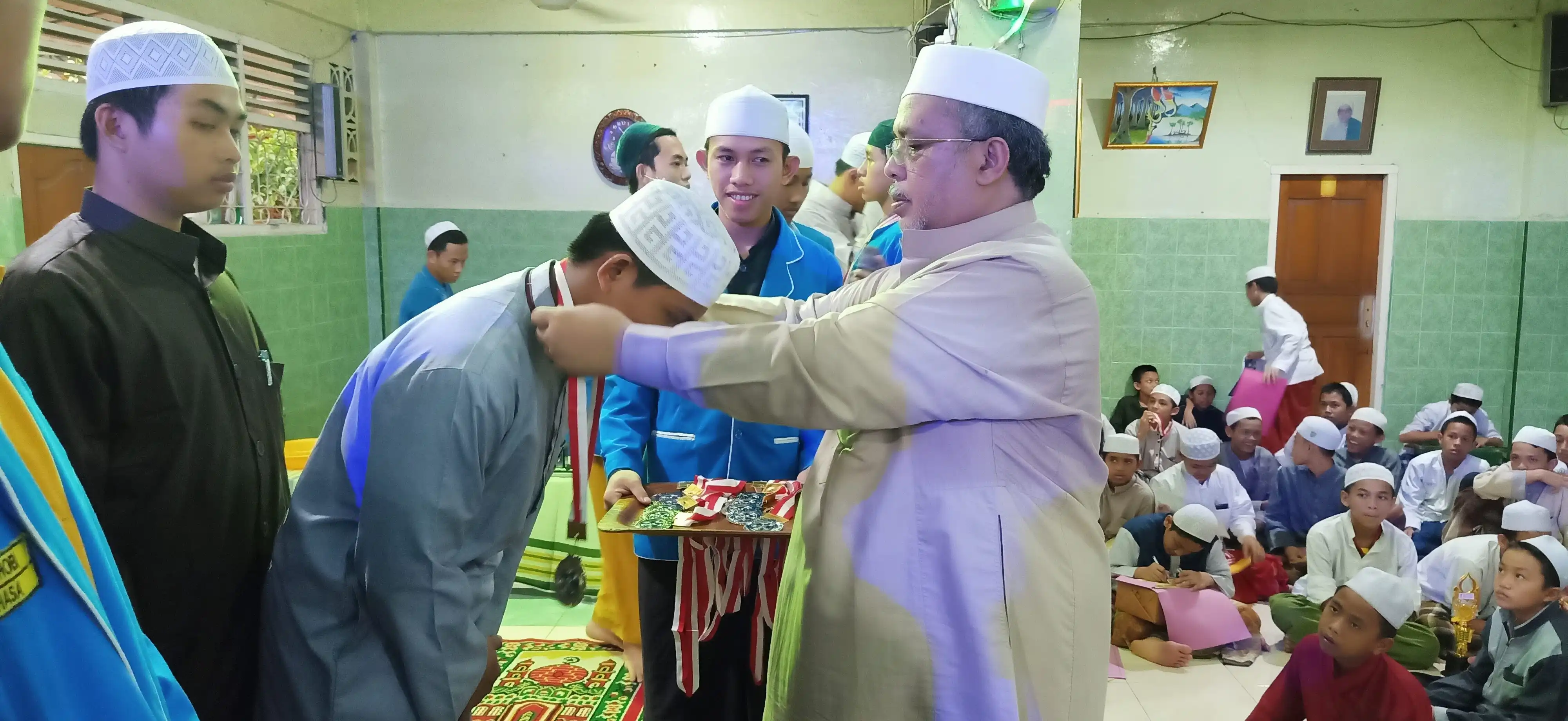 Pembagian Hadiah 158